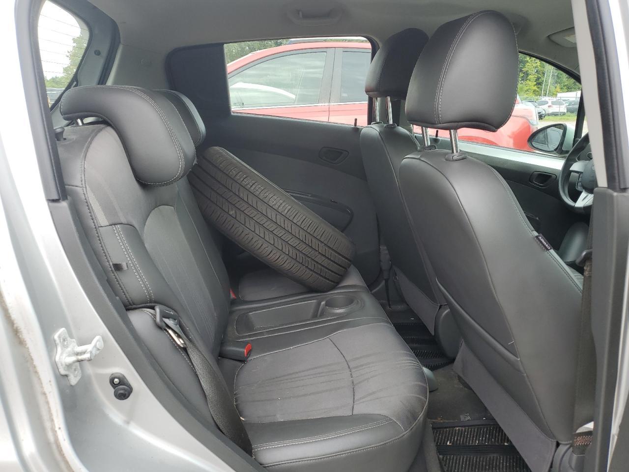 Chev Spark 1lt Image 10