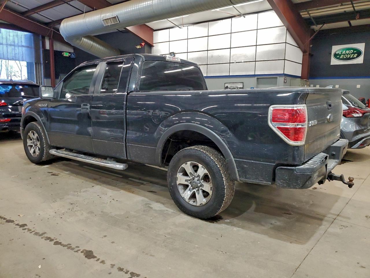 Ford F-150 Super Cab Image 4