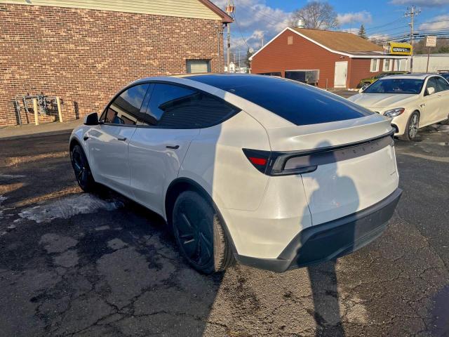 Tesla Model Y Image 2