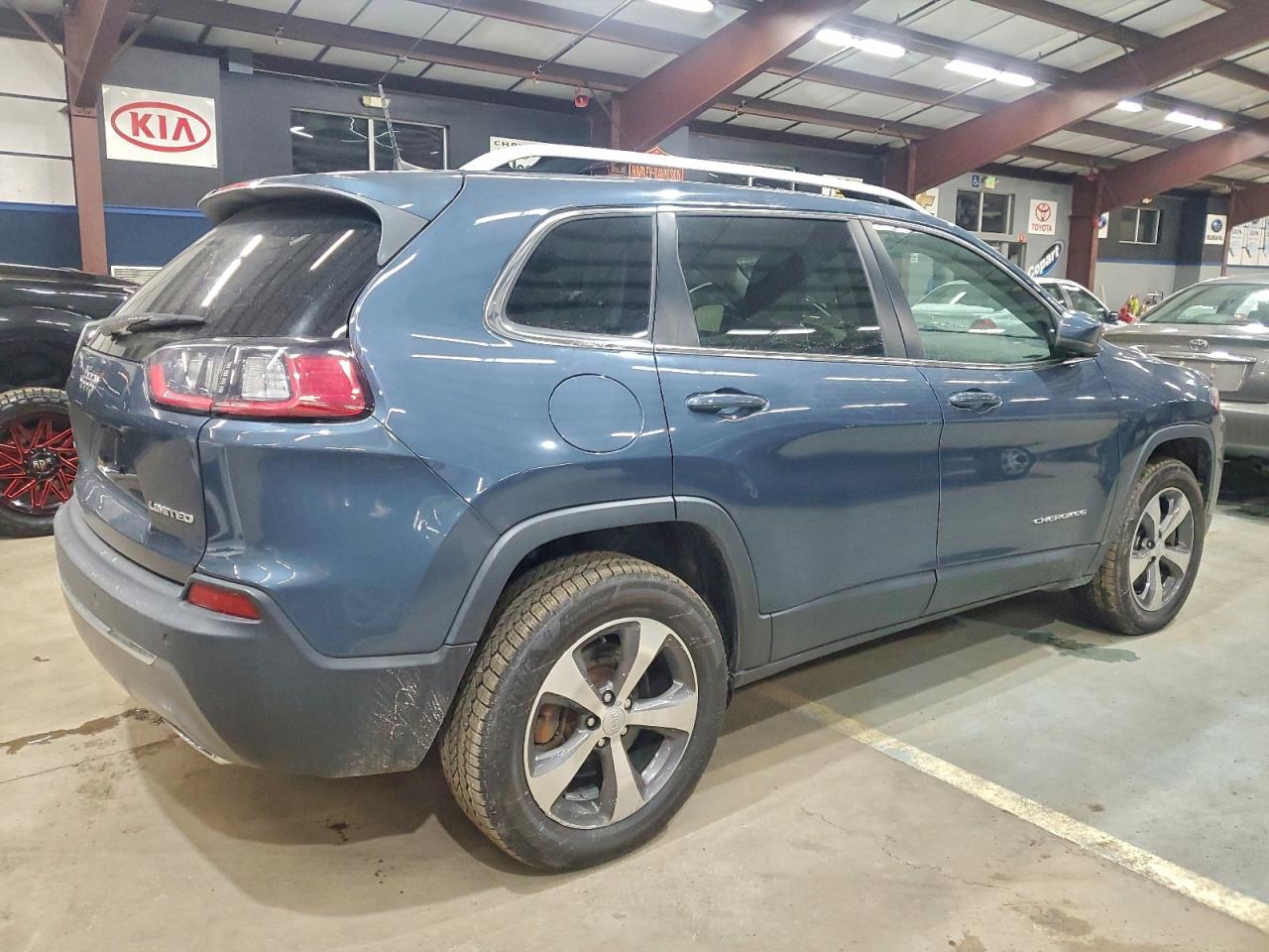 Jeep Grand Cherokee Limited Image 11