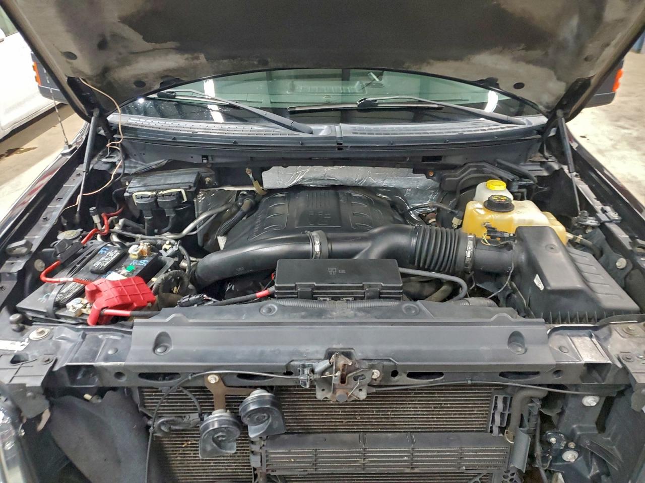 Ford F-150 Supercrew Image 11