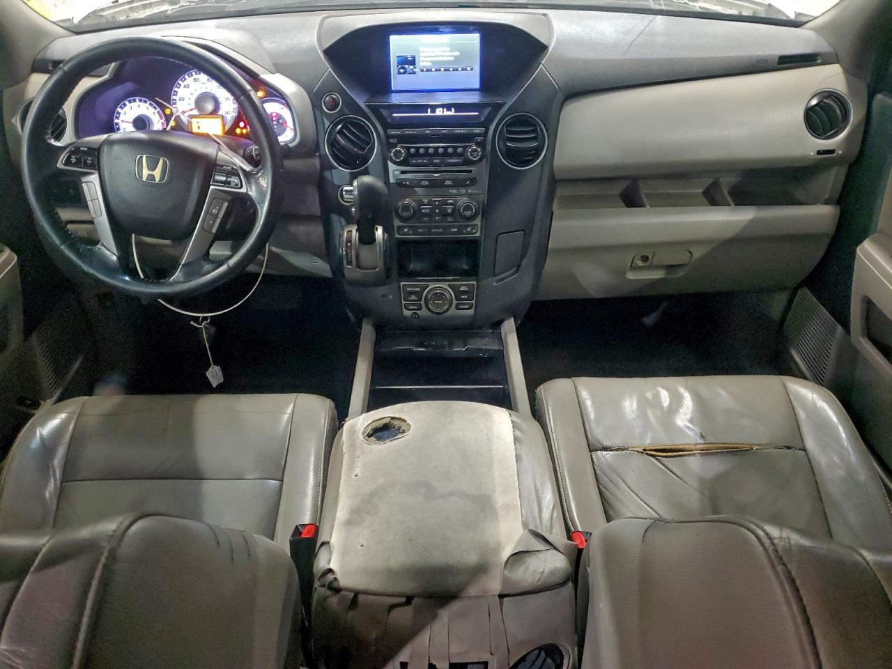 Honda Pilot Touring Image 6