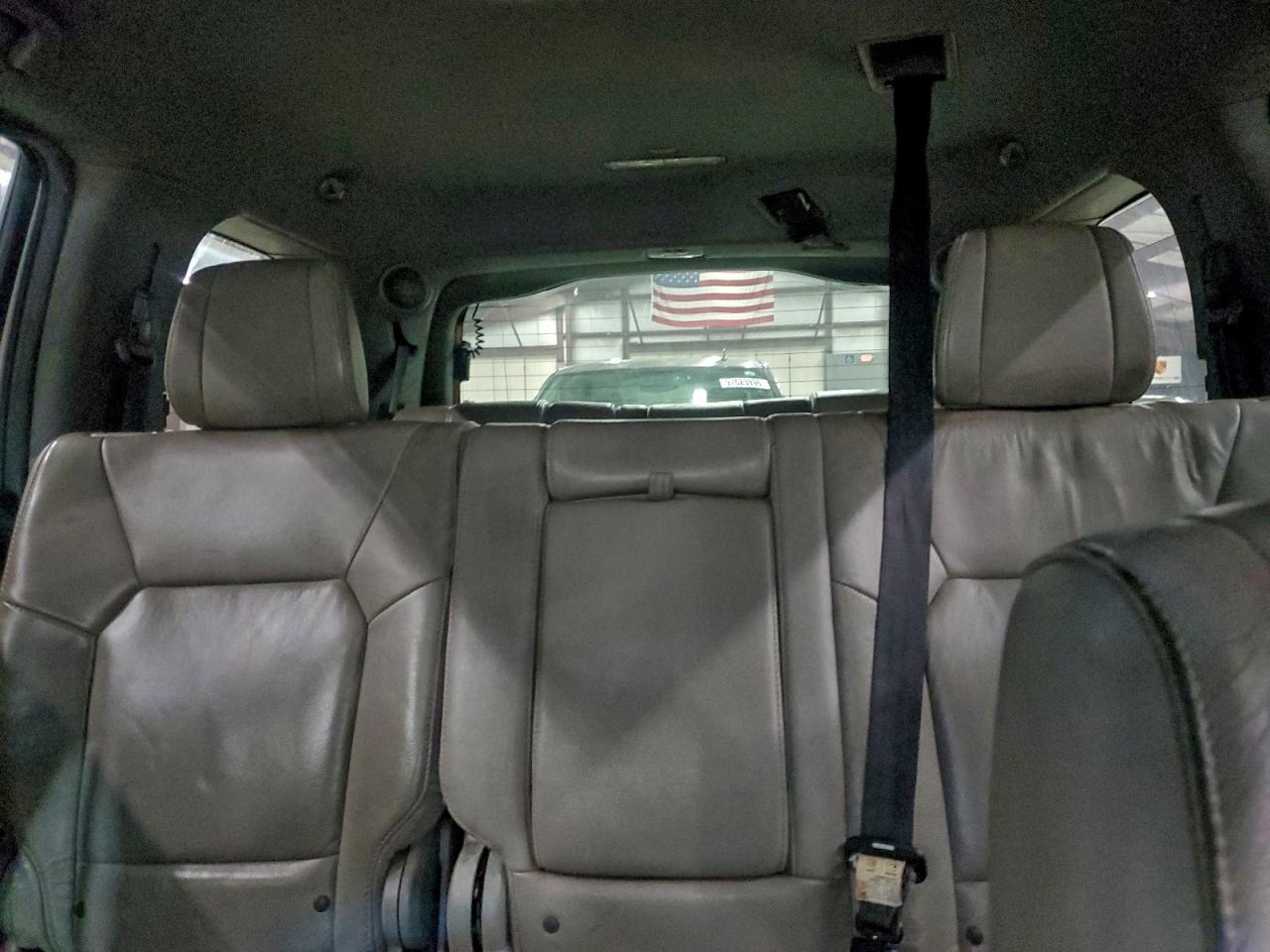 Honda Pilot Touring Image 13