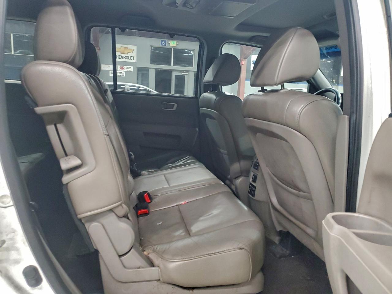 Honda Pilot Touring Image 11