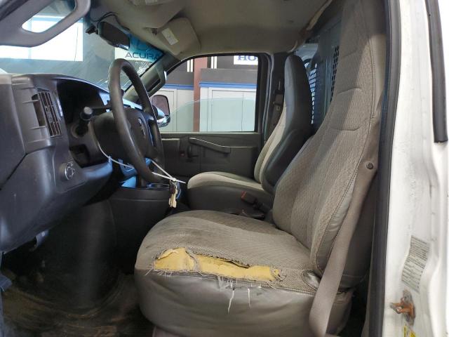 GMC Savana G2500 Image 2