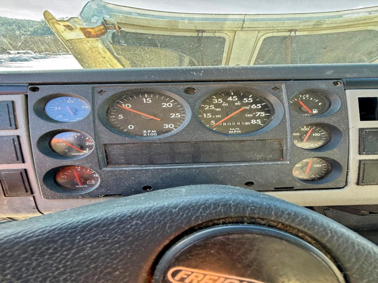 Freightliner Medium Con Fl60 Image 5