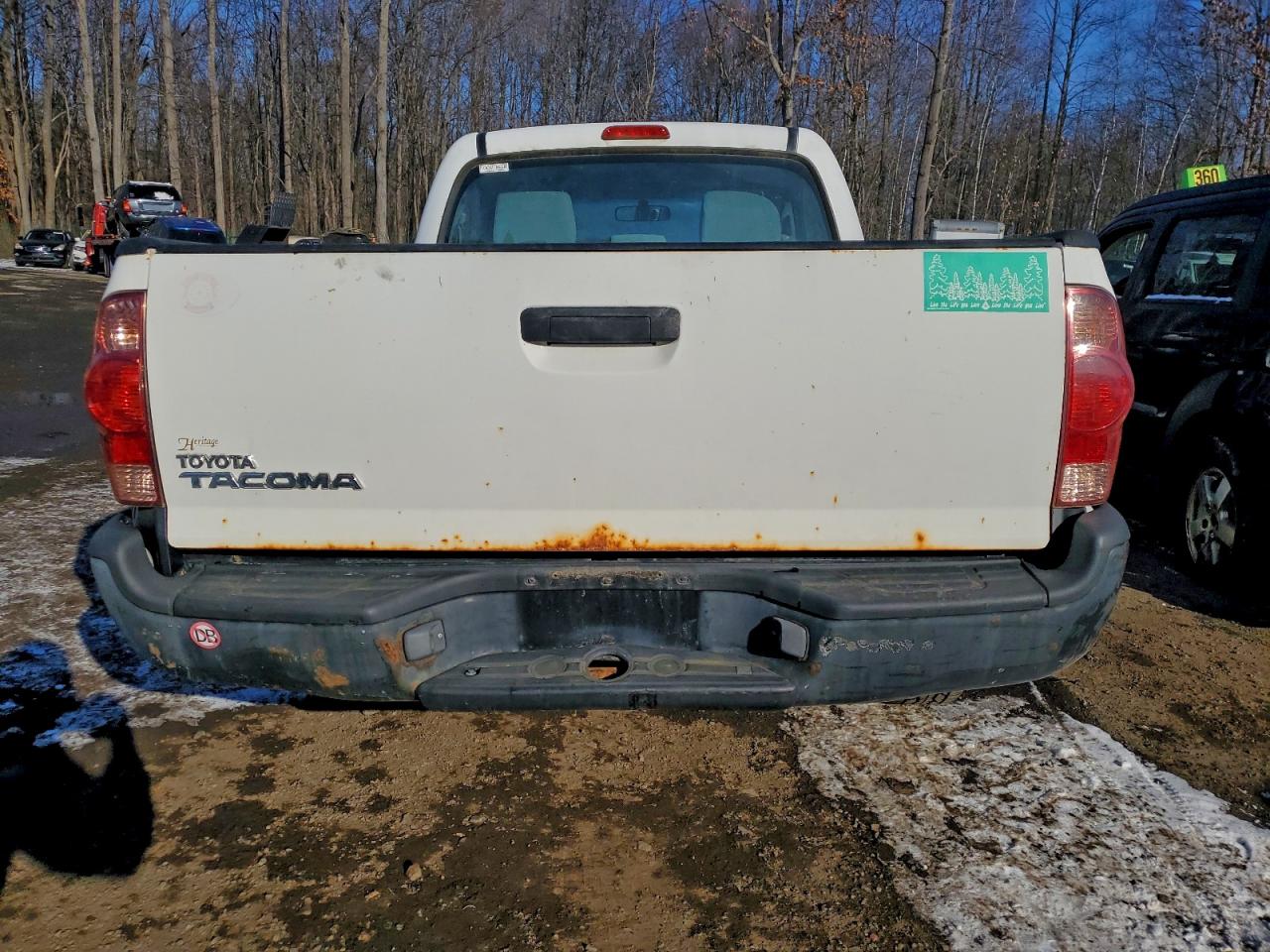 Toyota Tacoma Image 7
