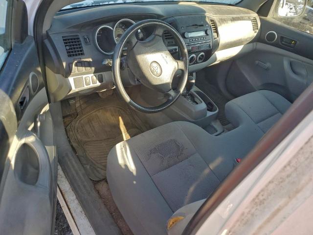 Toyota Tacoma Image 6