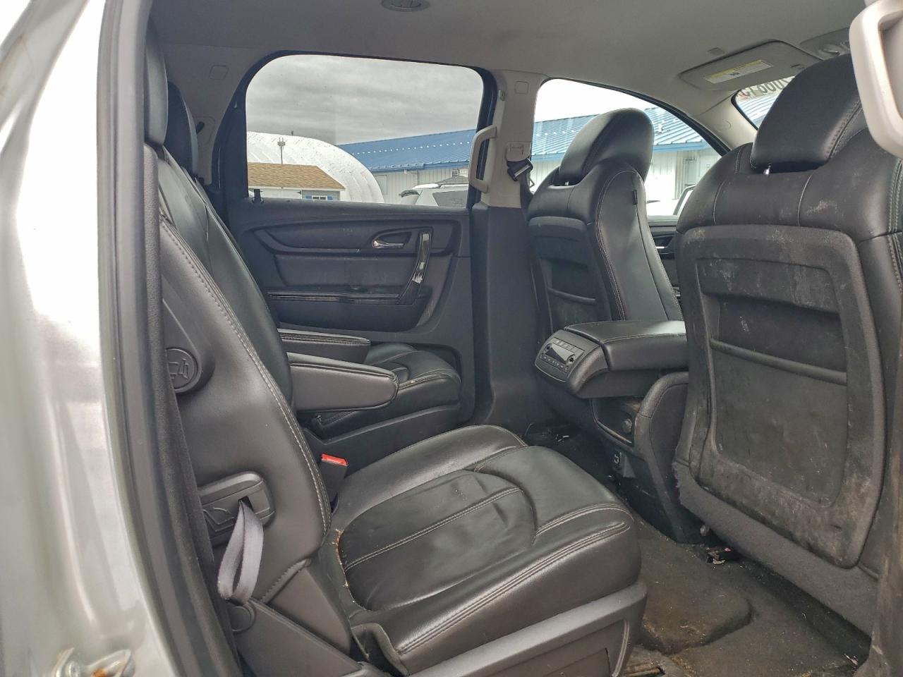 GMC Acadia Slt-2 Image 2