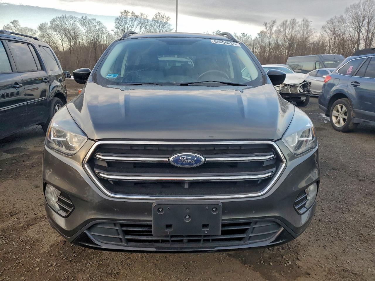 Ford Escape Se Image 4