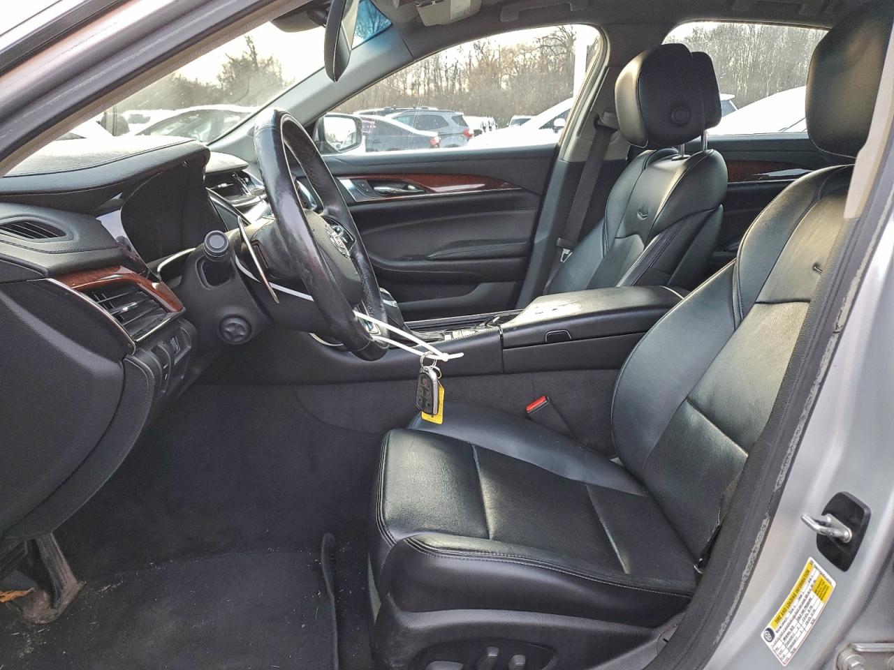 Cadillac CTS Luxury Collection Image 2