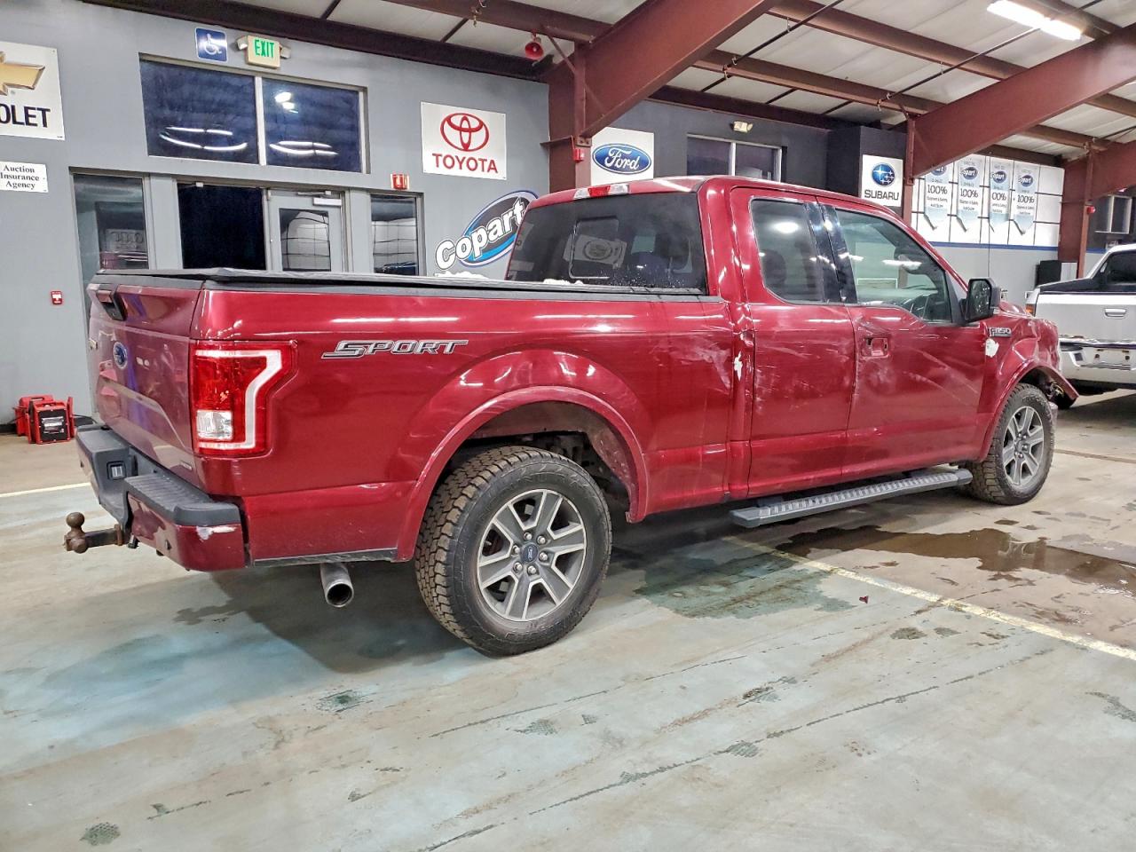 Ford F-150 Super Cab Image 5