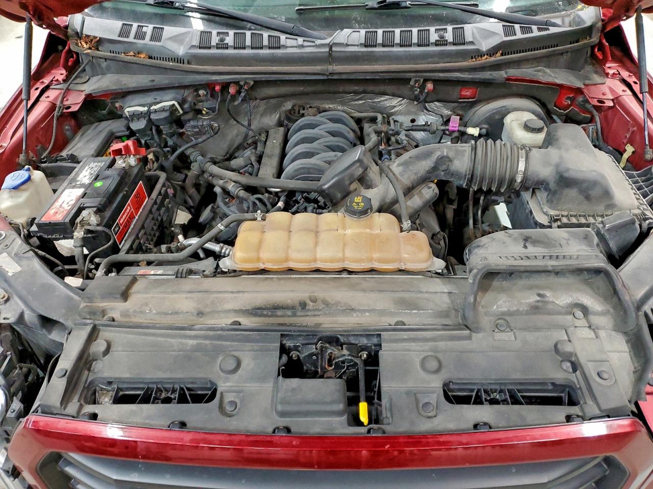 Ford F-150 Super Cab Image 8