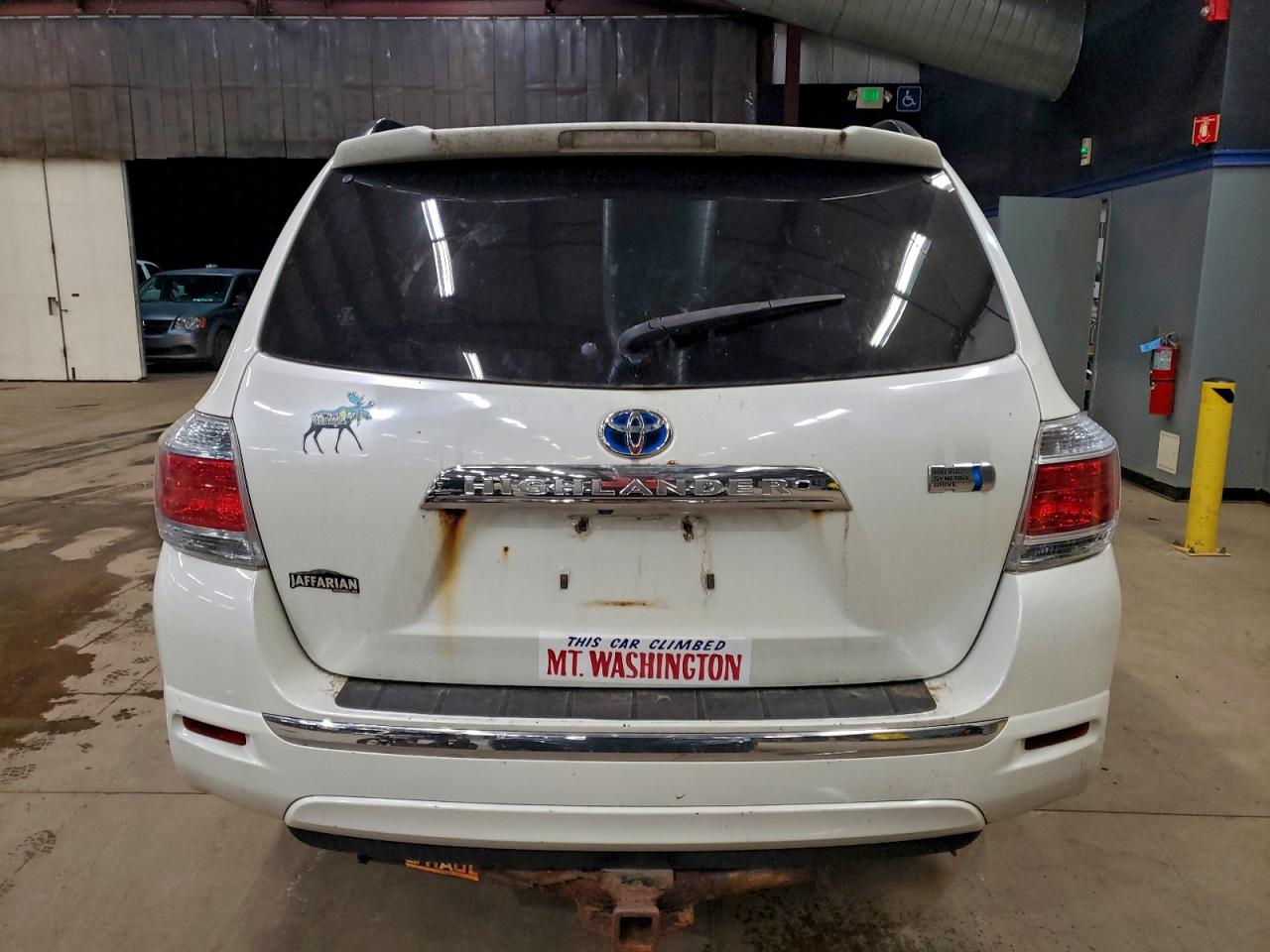 Toyota Highlander Hybrid Image 4