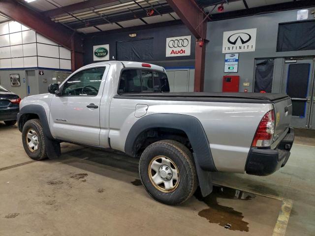 Toyota Tacoma Image 9