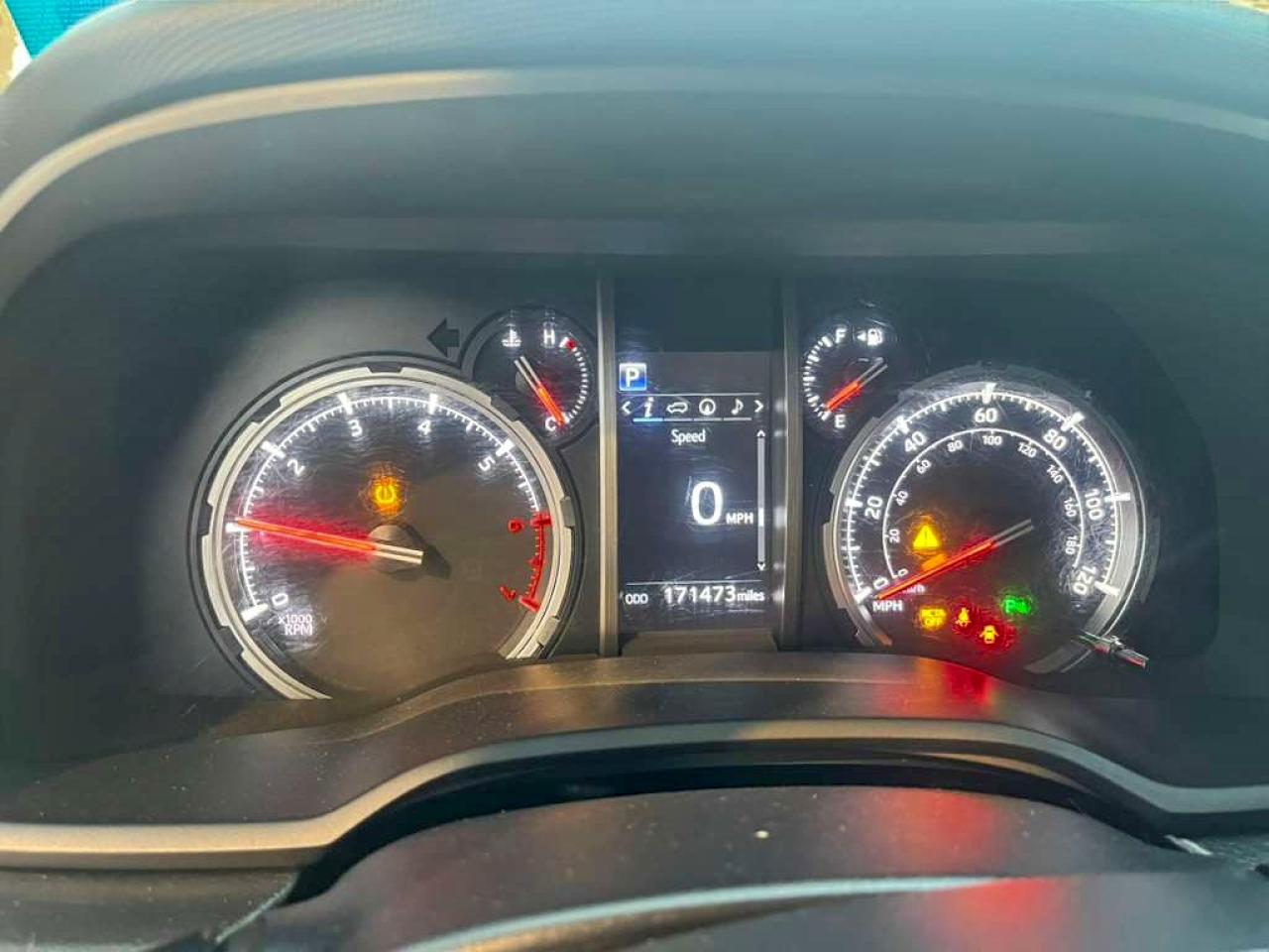 Toyota 4Runner Limited Image 8