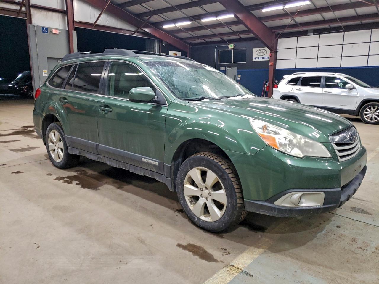 Subaru Outback 2.5i Premium Image 3