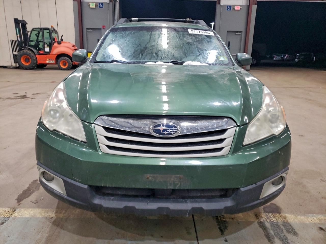 Subaru Outback 2.5i Premium Image 11