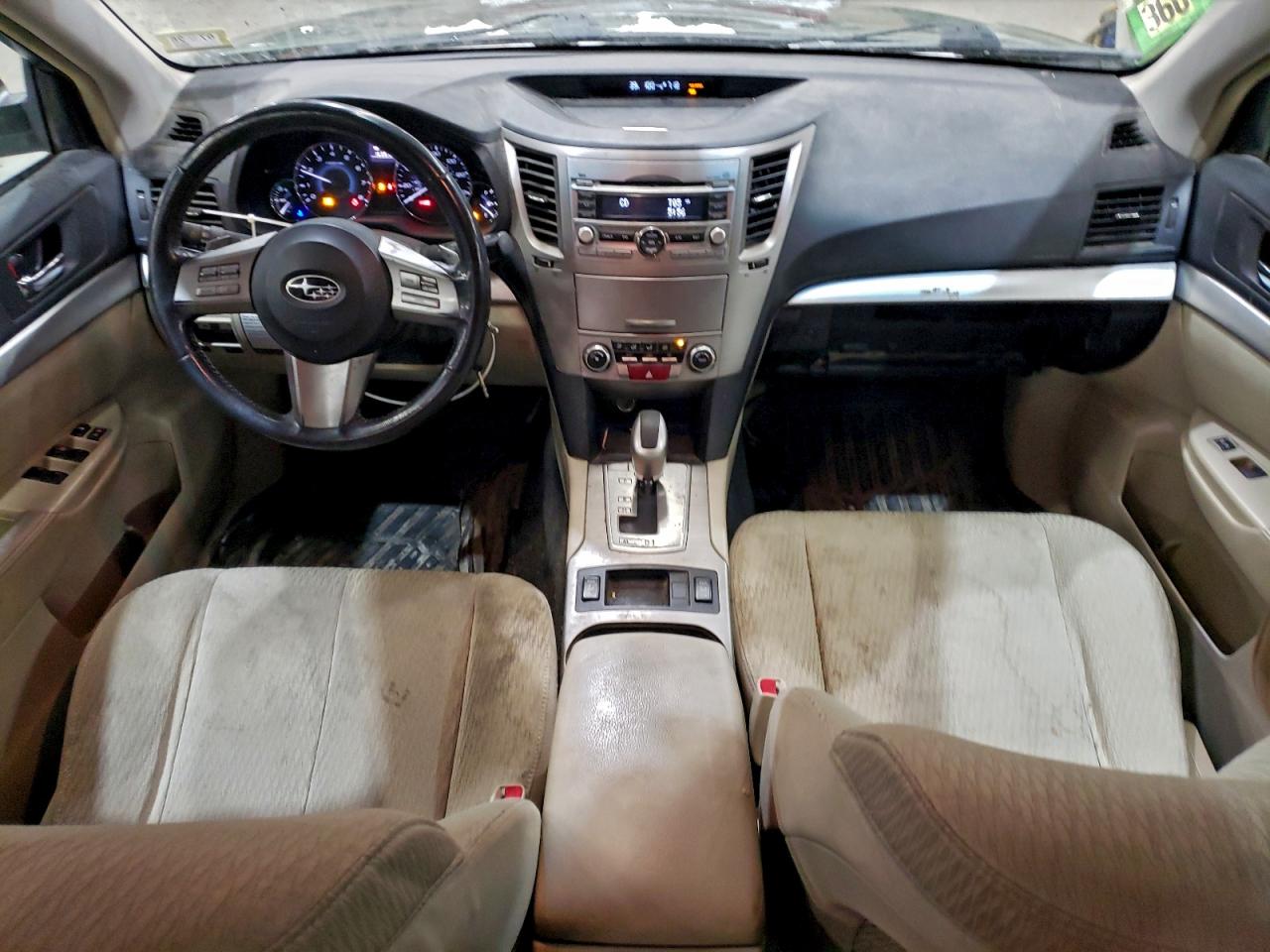 Subaru Outback 2.5i Premium Image 2