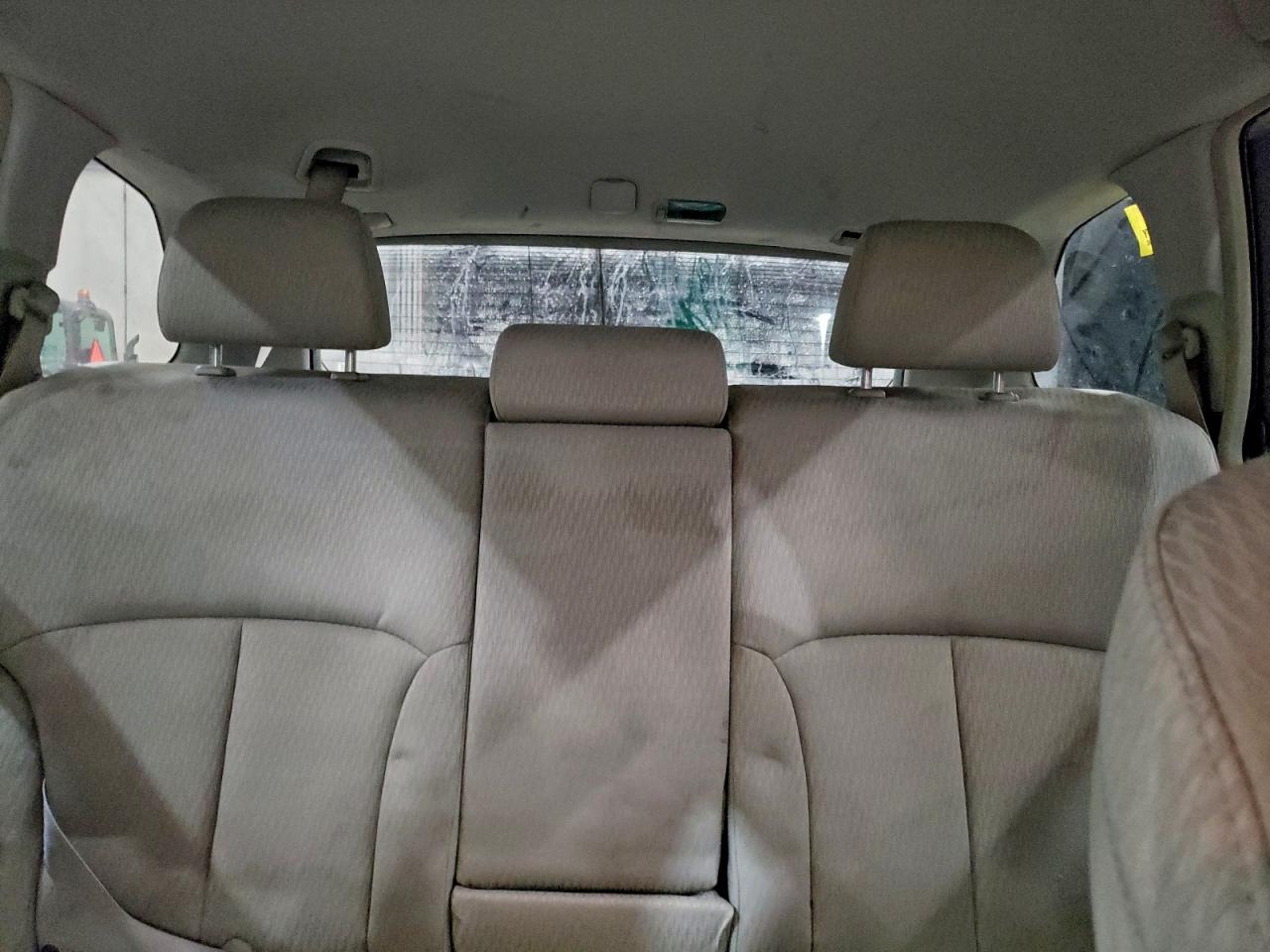 Subaru Outback 2.5i Premium Image 6