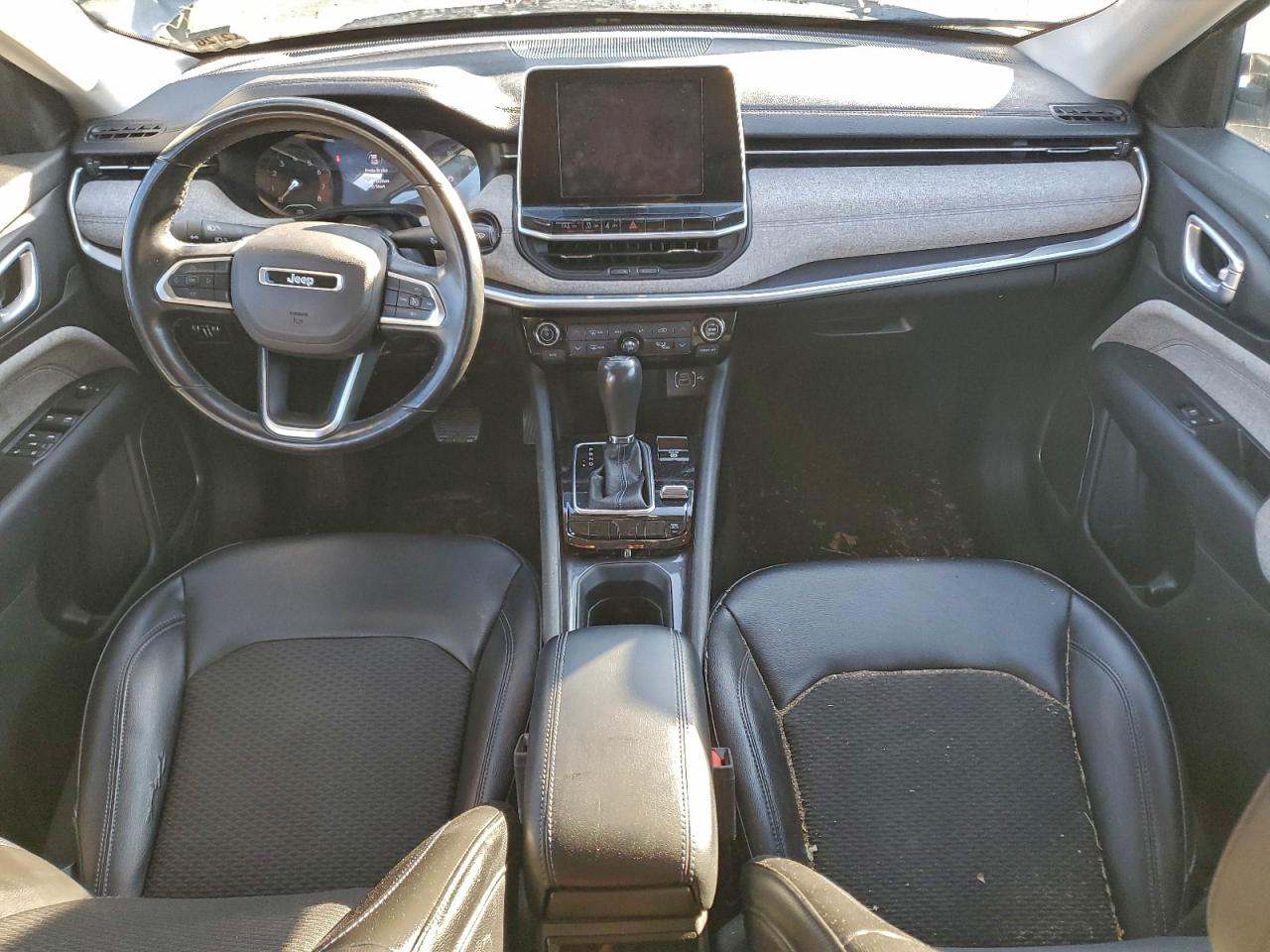 Jeep Compass Latitude Image 5