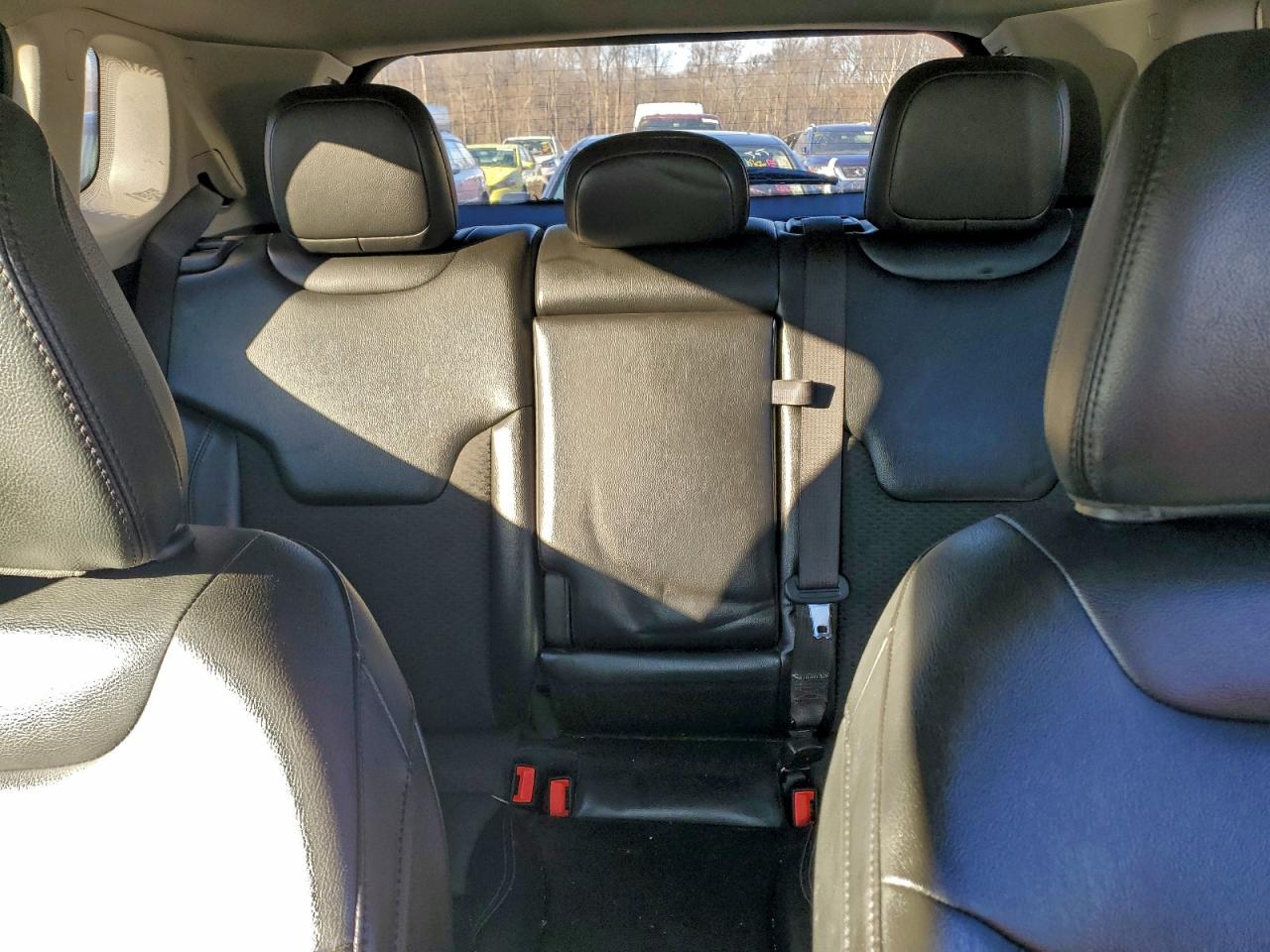 Jeep Compass Latitude Image 14