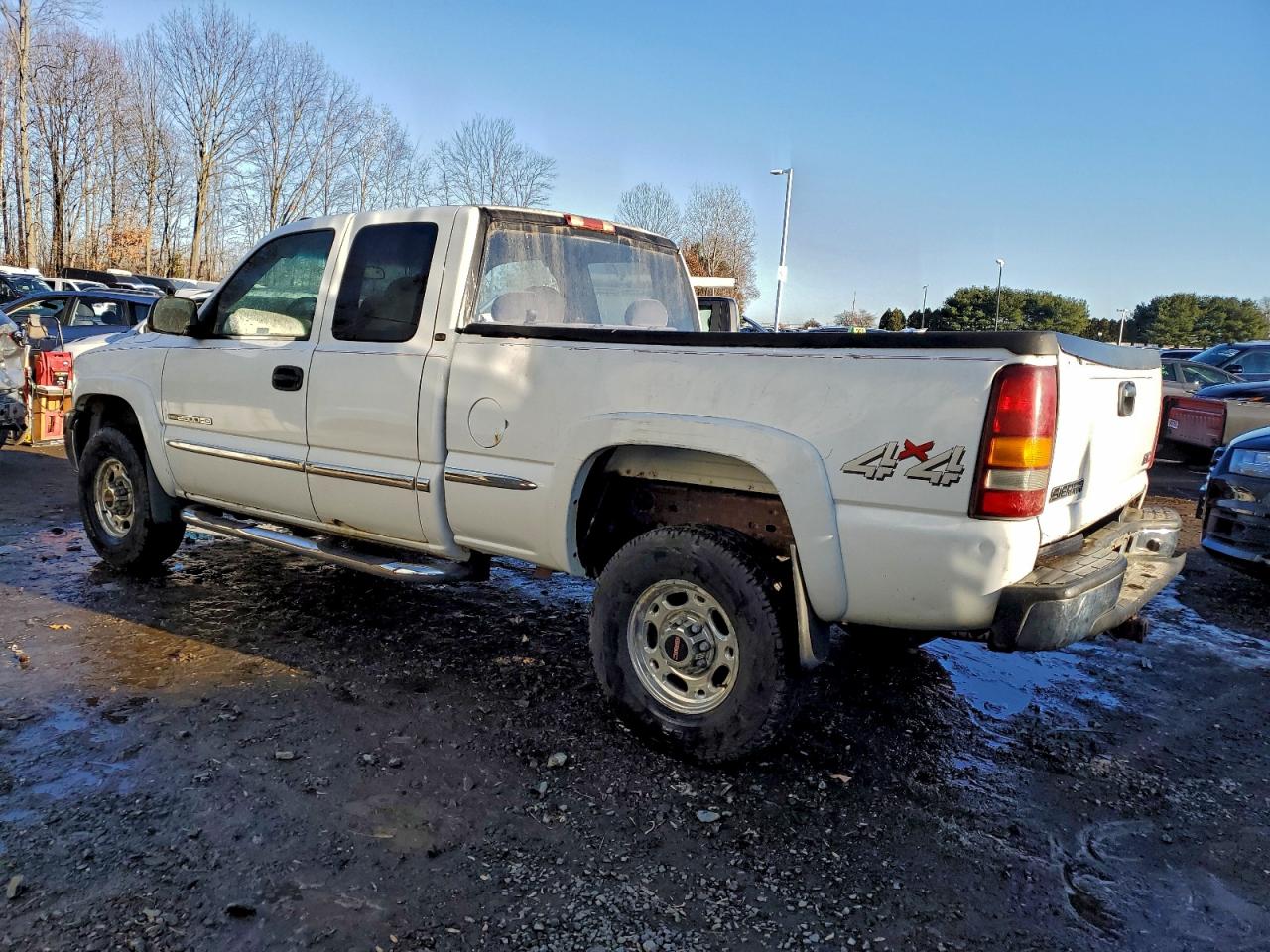 GMC Sierra K2500 Heavy Duty Image 5
