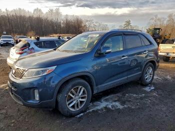  Salvage Kia Sorento