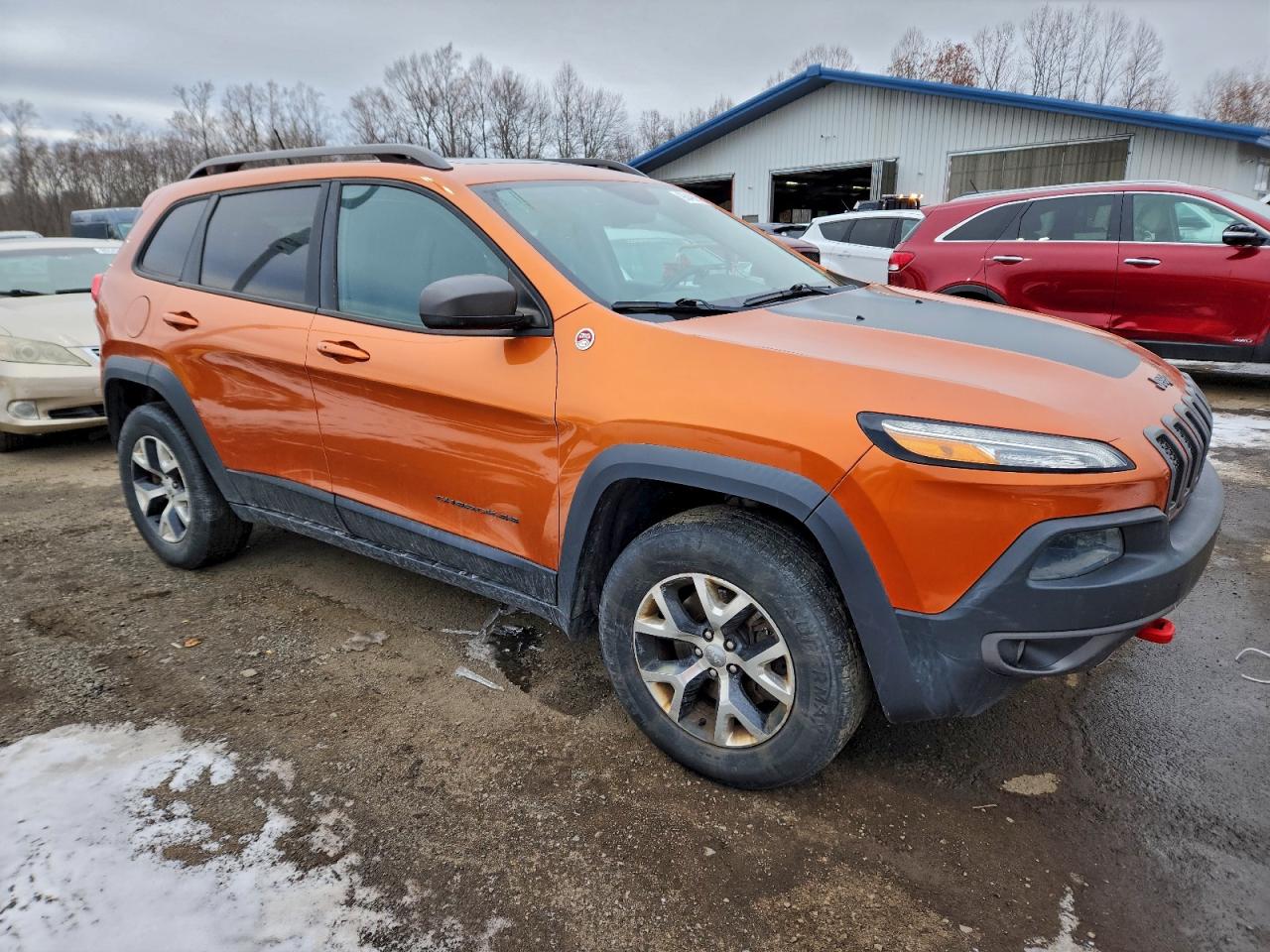Jeep Cherokee Trailhawk Image 3