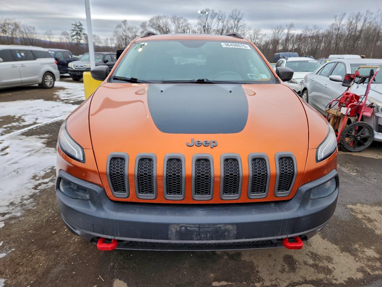 Jeep Cherokee Trailhawk Image 12