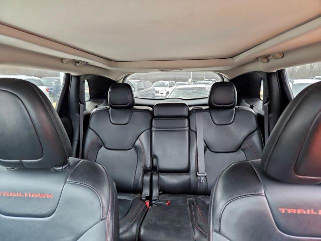 Jeep Cherokee Trailhawk Image 5