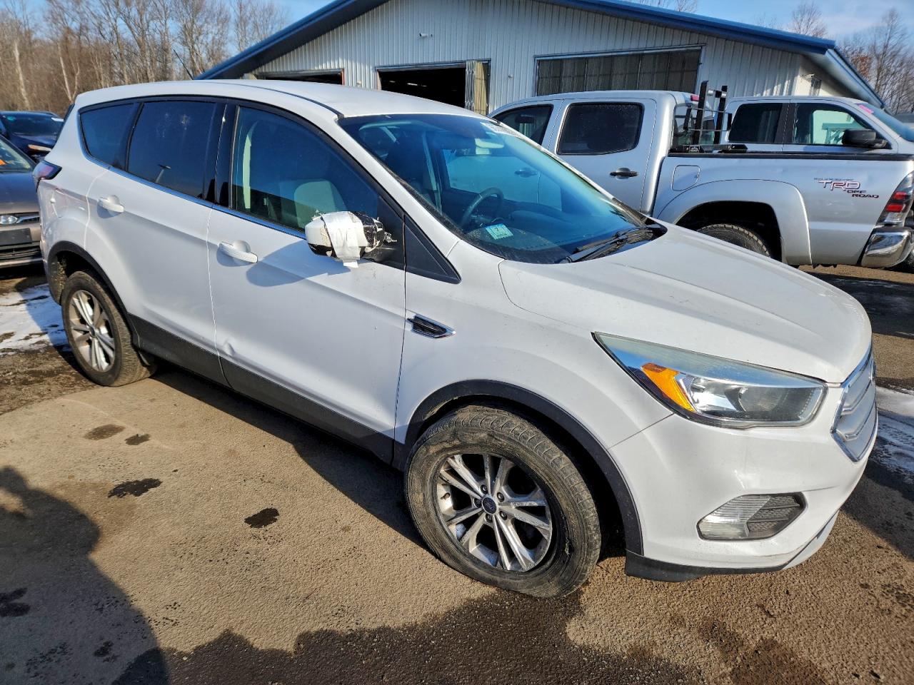 Ford Escape Se Image 9