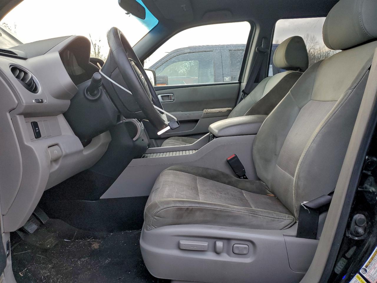 Honda Pilot Ex Image 4