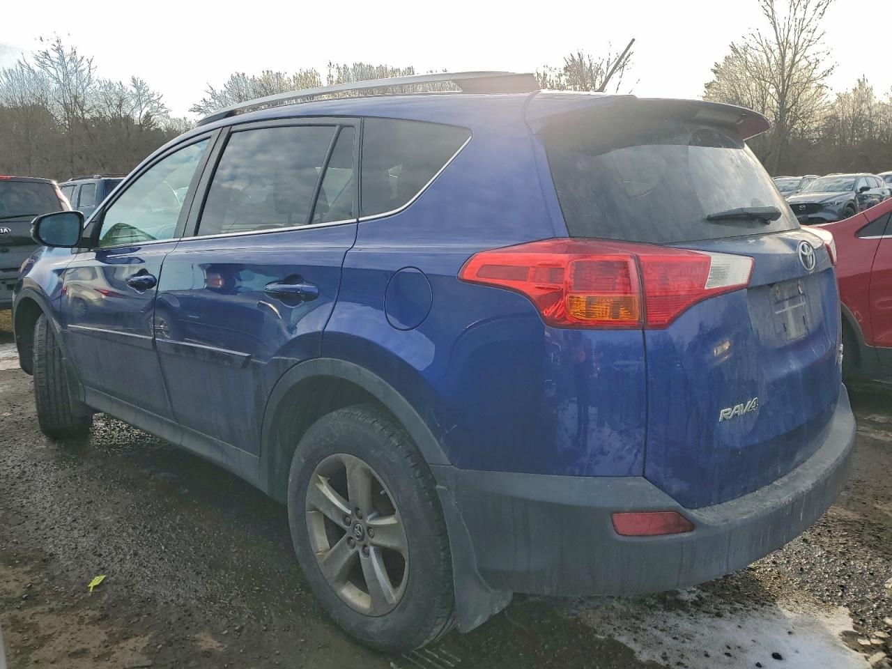 Toyota RAV4 Xle Image 11