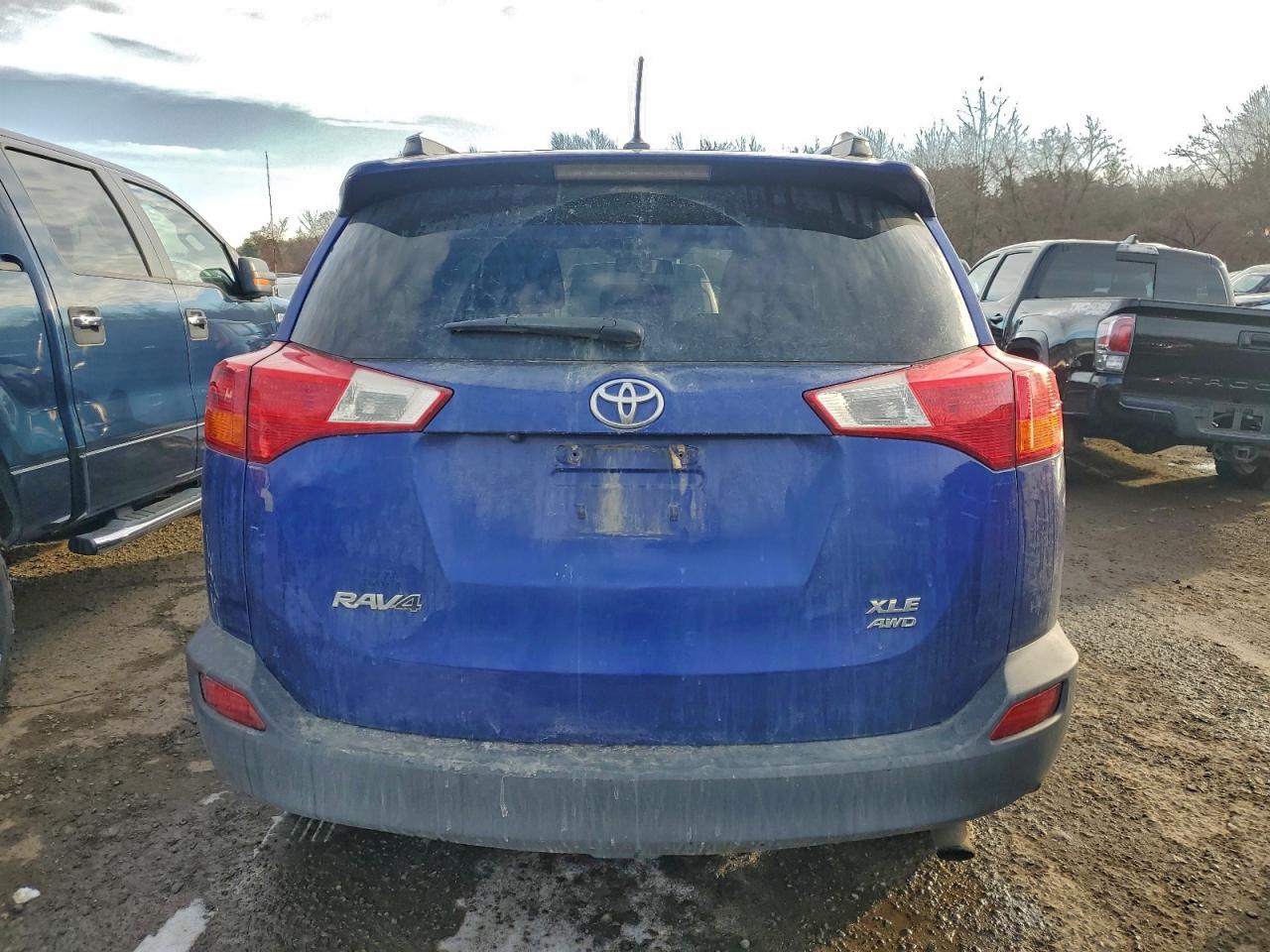 Toyota RAV4 Xle Image 13