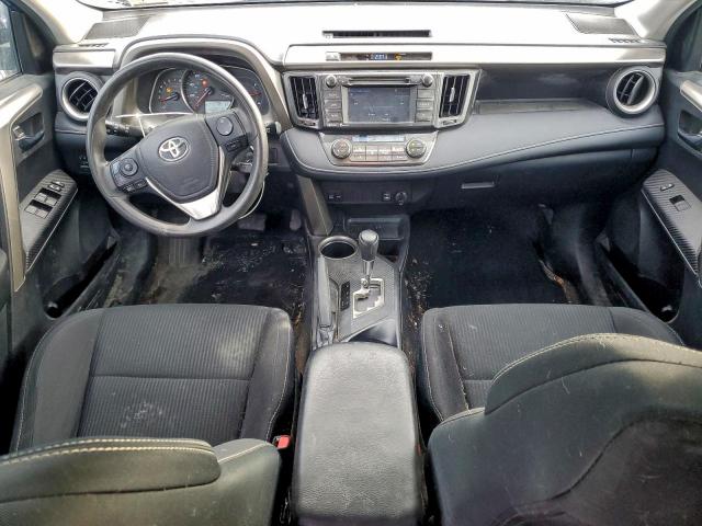 Toyota RAV4 Xle Image 3