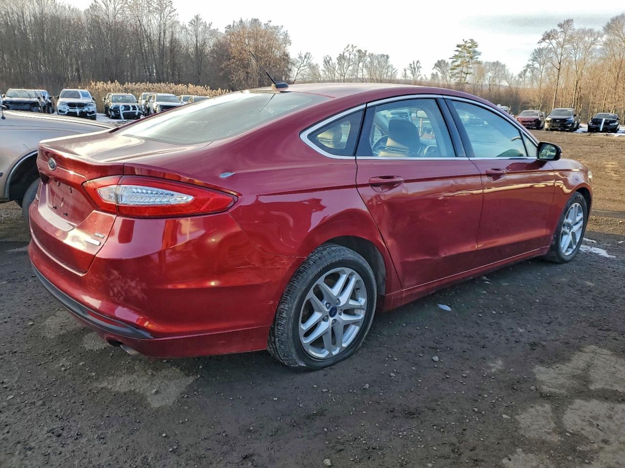 Ford Fusion Se Image 2