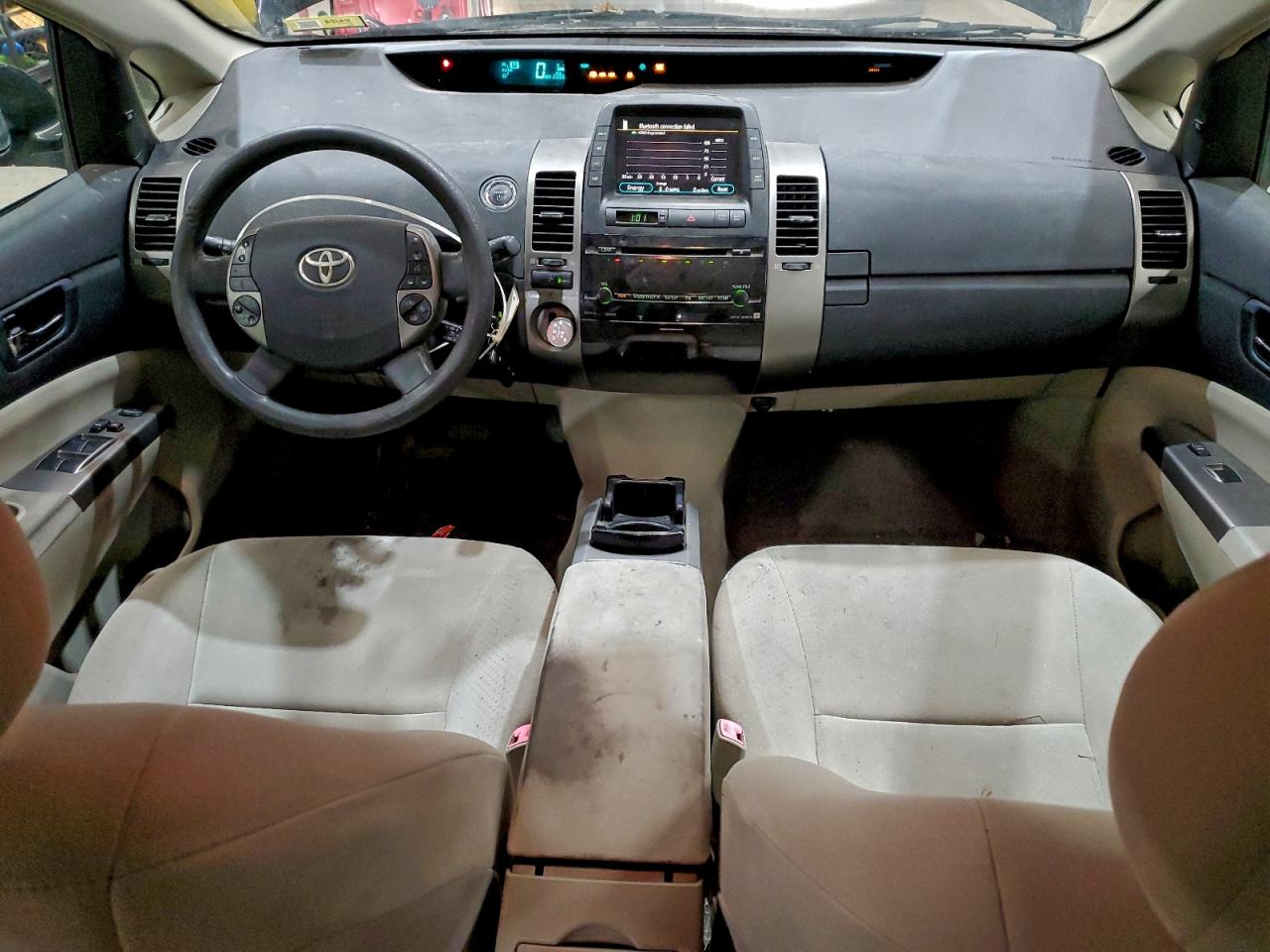 Toyota Prius Image 2