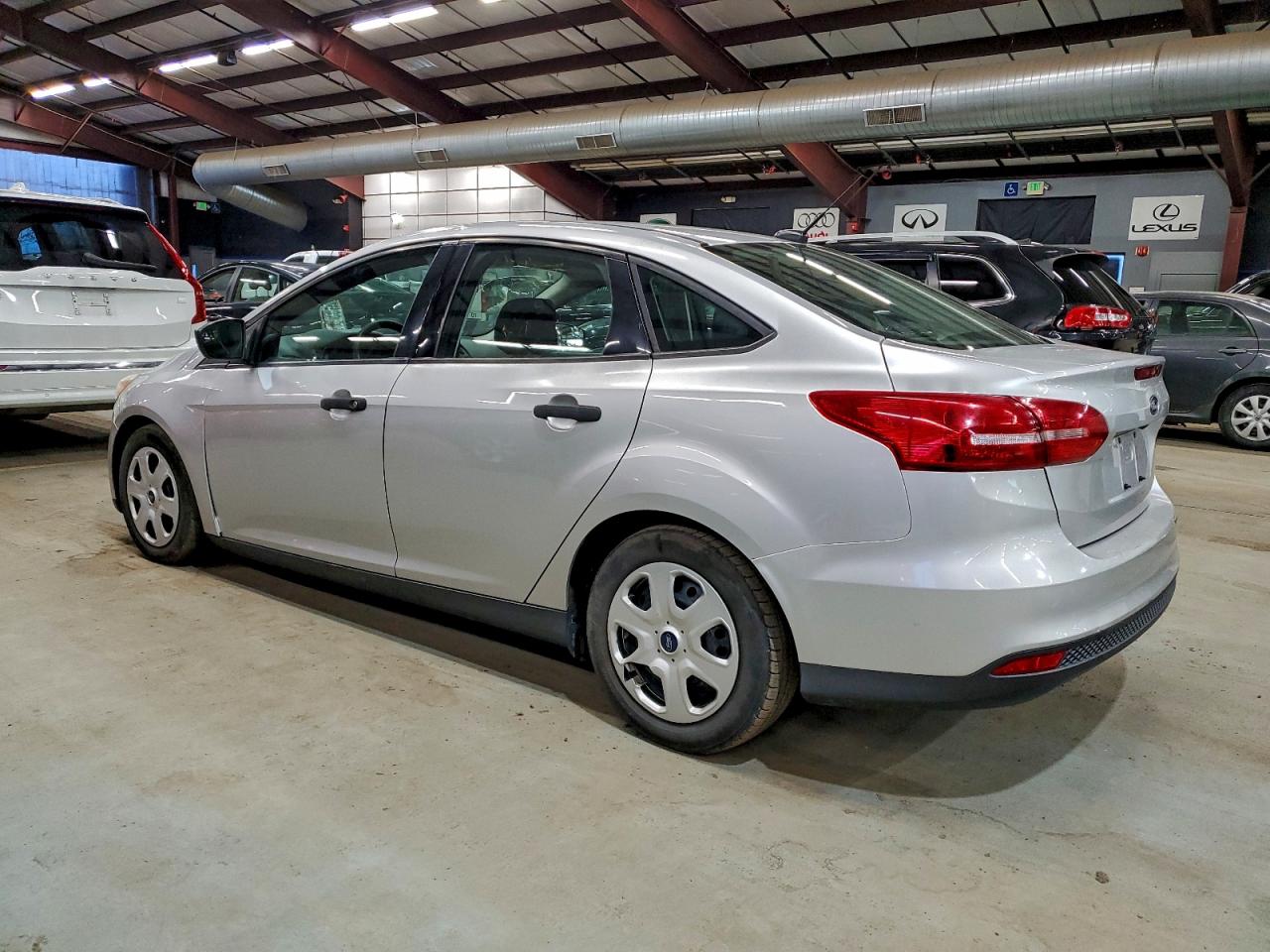 Ford Focus S Image 7