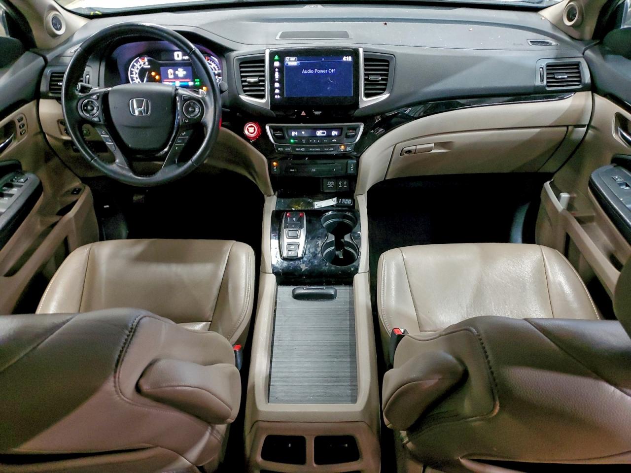 Honda Pilot Touring Image 6