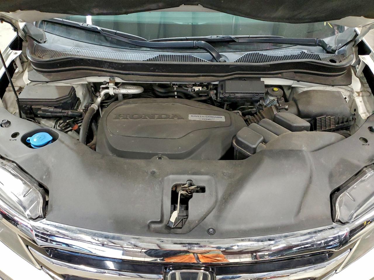 Honda Pilot Touring Image 12