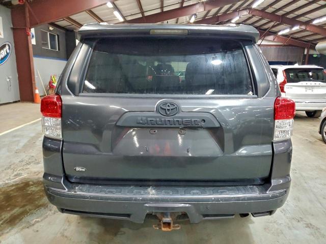 Toyota 4Runner Sr5 Image 5