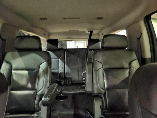 Chevrolet Suburban K1500 Lt Image 7