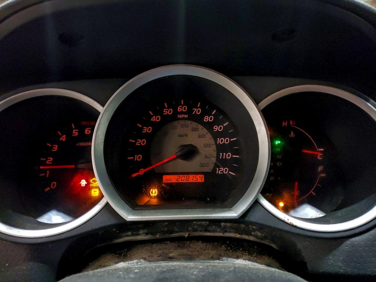 Toyota Tacoma Double Cab Image 6