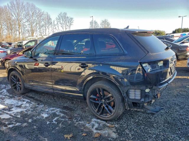 Audi Q7 Prestige Image 3