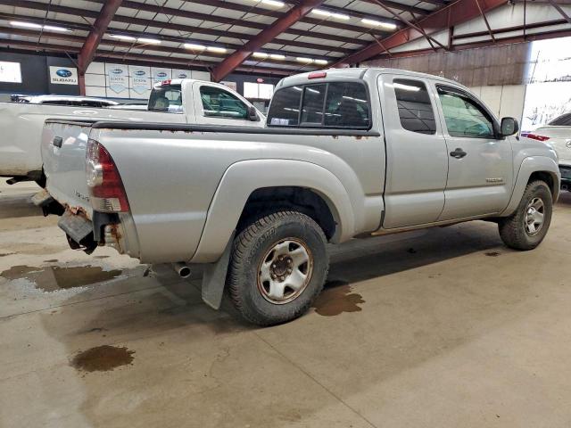 Toyota Tacoma Access Cab Image 5