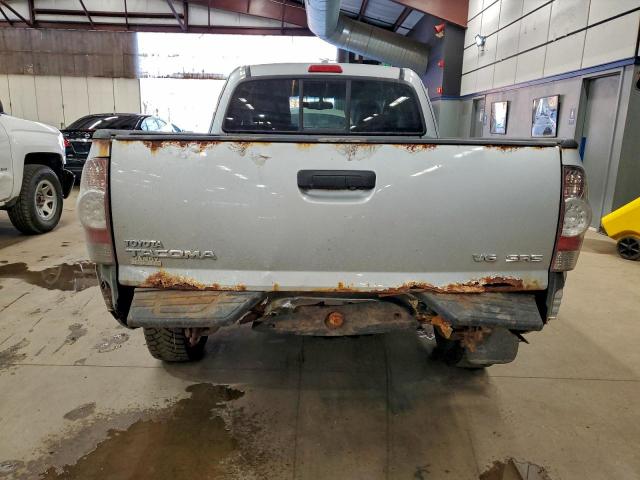 Toyota Tacoma Access Cab Image 9