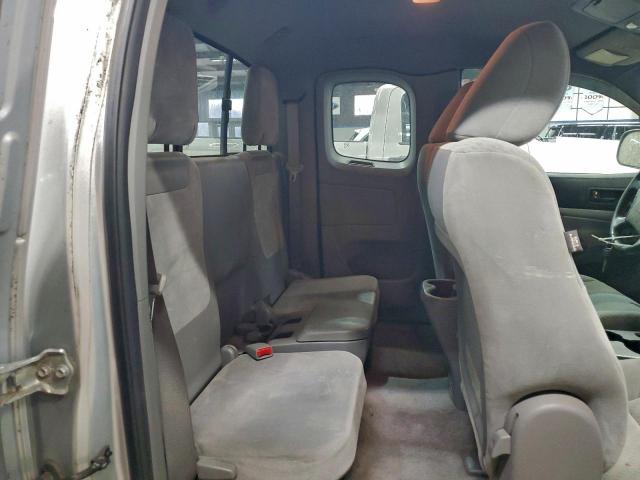 Toyota Tacoma Access Cab Image 8