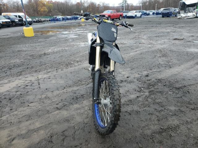 Yamaha Dirt Bike F Image 3