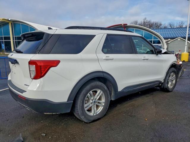 Ford Explorer Xlt Image 4